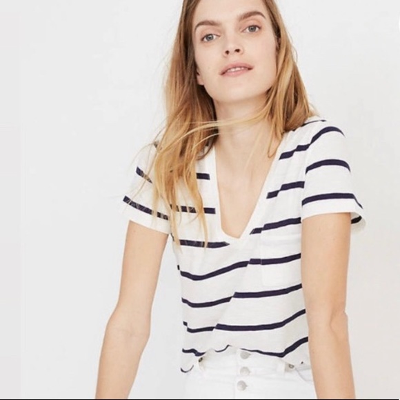 Madewell whisper cotton v-neck pocket tee - Picture 3 of 7